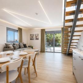 아르테미다에 위치한 호텔 Aether Suites Near Athens Airport By SEM