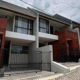 Villa Grand Metro, hotel in Batu