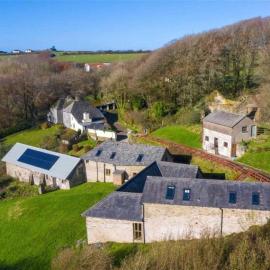 Beautiful Barn Conversion with Games Room