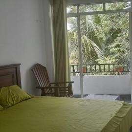 Happy nest, hotel u gradu Pilijandala