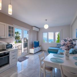 Albania Dream Luxury Apartment 2, hotel in Çukë