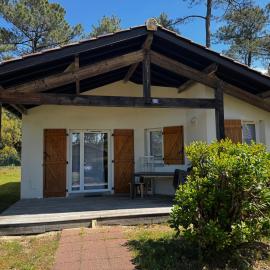 Chalet for 6 to 8 people, 3 bedroom , residence with pool – hotel w mieście Ondres