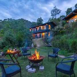StayVista at Leopard's Haus with BBQ & Bonfire, hotel em Kasauli