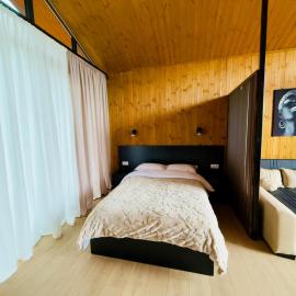 Tianuli cottage:  bir otel