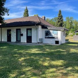 Traumhaftes Ferienhaus am Silbersee, hotel di Frielendorf