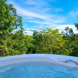 Casa com piscina e hidromassagem, hotel em Ilhéus
