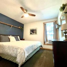 Sweet Spacious Loft Perfect for Outdoor and Nature Lovers in Arkansas, hotel di Boles