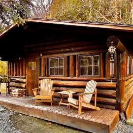 Rustic Studio Cabin Rental in the Heart of the White Mountains in New Hampshire, Hotel in Lisbon