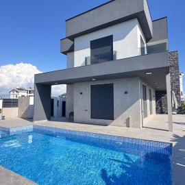 Villa for 8 People with Private Pool in Manavgat Sorgun, hotel Sidében