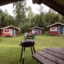 Kloster Gård - Cabins & apartments near Astrid Lindgrens World、フルツフレードのホテル