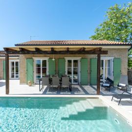 Villa Ofelia - Near Rovinj, hotel v destinaci Kurili