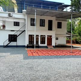 Nariman's riverstone hevan Resort, hotel en Kelakam