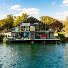 Grebe Lodge