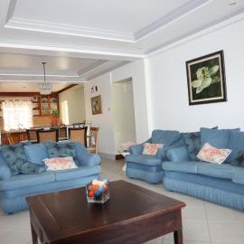 Emerald Bleu Villa