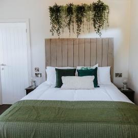 The Botanical - Luxury Glamping Lodge Cheshire – hotel w mieście Cuddington