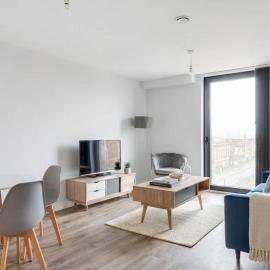 Central Birmingham 2 BED Modern Spacious Apartment