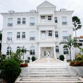 Hôtel ChateauBlanc Yamoussoukro, hotel en Yamusukro