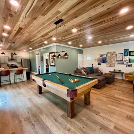 Stepping Stone - Private Hot Tub Pet Friendly, hotel Camptonban