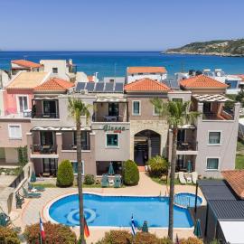 Gianna Apartments, Hotel in Almyrida