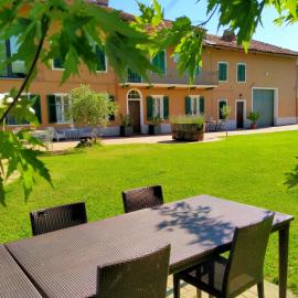 Cascina Benotto, hótel í Moriondo Torinese