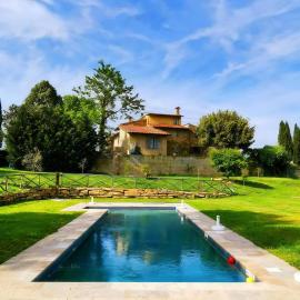 Teruzzi Country House - Apartments, готель у місті Casale