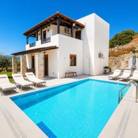 Villas Roumeli