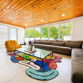 01 Pop Art 4BR Home Bungalow Sleeps 10