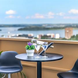 Mini penthouse with Lake View and Great Sunset