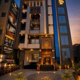 Sapphire Stays Hotel And Restaurant, hotel u gradu Pešavar