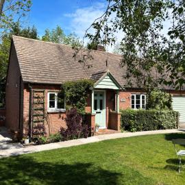 Divine, detached countryside cottage near Ludlow.