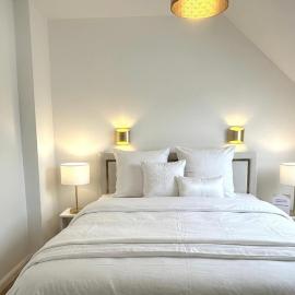 Bel appartement sous combles, hotel in Argelès-Gazost