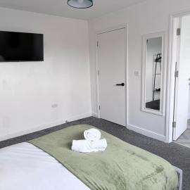 Cosy Stay with Ensuite Near Shopping and City Centre