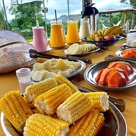 Pousada Mirante dos Ipês - Experiência Rural em Capitólio, hotel a Capitólio