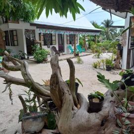 Pension Mitiana โรงแรมในTatoi