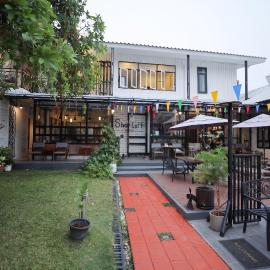 Sherloft Home & Hostel, hotel a Chiang Mai