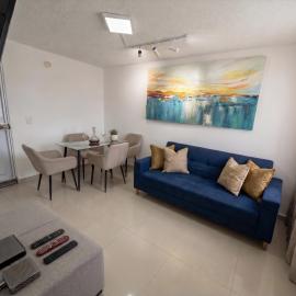 Apartamento de 3 Habitaciones 2 TV con parqueadero cerca al estadio, Hotel in Barranquilla