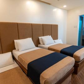 Kabayan Hotel Pasay, hotel en Manila