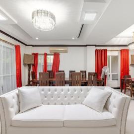 Clark Tourist 4 Bedroom Villa for 8 Persons, Hotel in Mabalacat