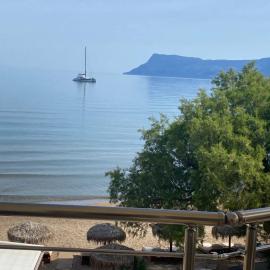 Mavros Molos Seaside deluxe Apartment