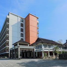 Mesra International Hotel, hotel v destinaci Samarinda