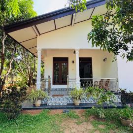 Eco Green Rest Home Stay, hotel in Habarana