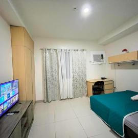 Modern Cebu Studio I Mountain View I Pool I WiFi