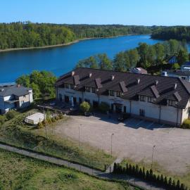 Villa Dobry Adres, hotel in Dziemiany