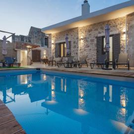 Villa Pisha Stone Villa with Pool, hotel sa Prinés