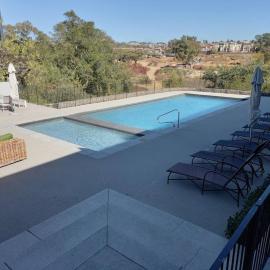 Amazing 1BR, 2Bath with River View in Waterfall