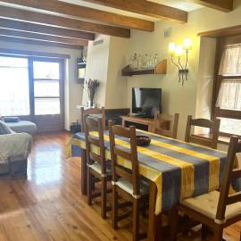 Apartament familiar i amb encant by RURAL D'ÀNEU
