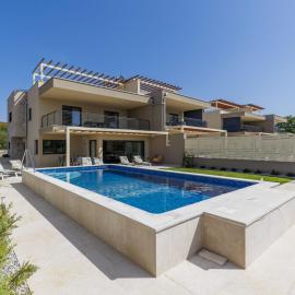 Holiday Home Villa Avona by Interhome