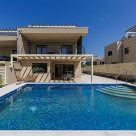 Holiday Home Villa Belana by Interhome, hotel en Tar