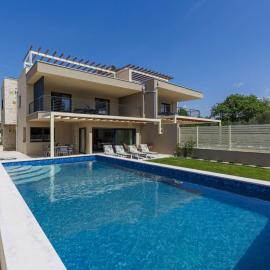 Holiday Home Villa Calira by Interhome