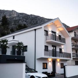 Modern Villa Mia Mostar near Old Bridge & Pool